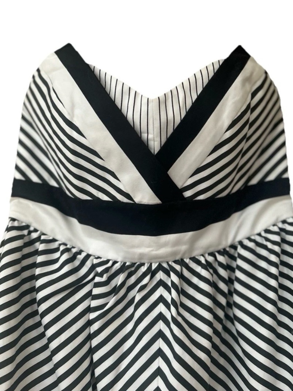 Alice + Olivia Strapless Fit Flare Mini Dress Black White Stripe 2 - Picture 7 of 10